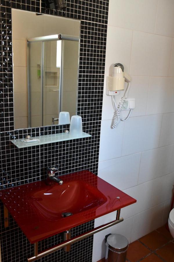 Alojamentos Vitinho - Vila Nova Milfontes Vila Nova de Milfontes Kültér fotó